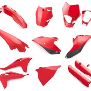 Plastic parts kit