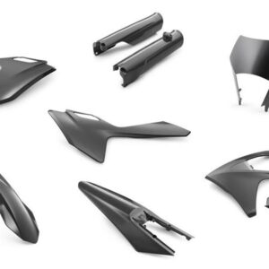 Plastic parts kit